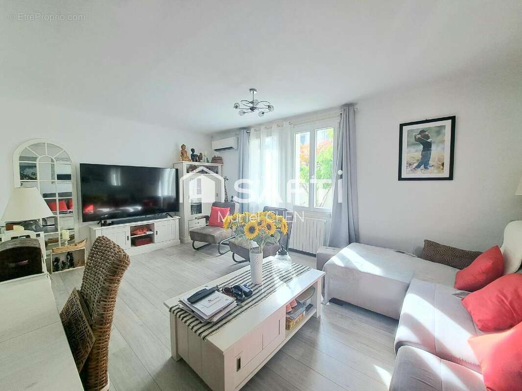 Photo 4 - Maison à LUNEL