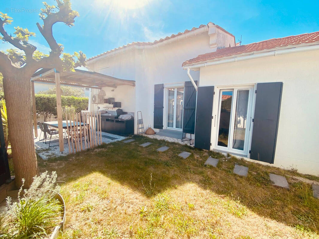 Maison à SAINT-CYPRIEN