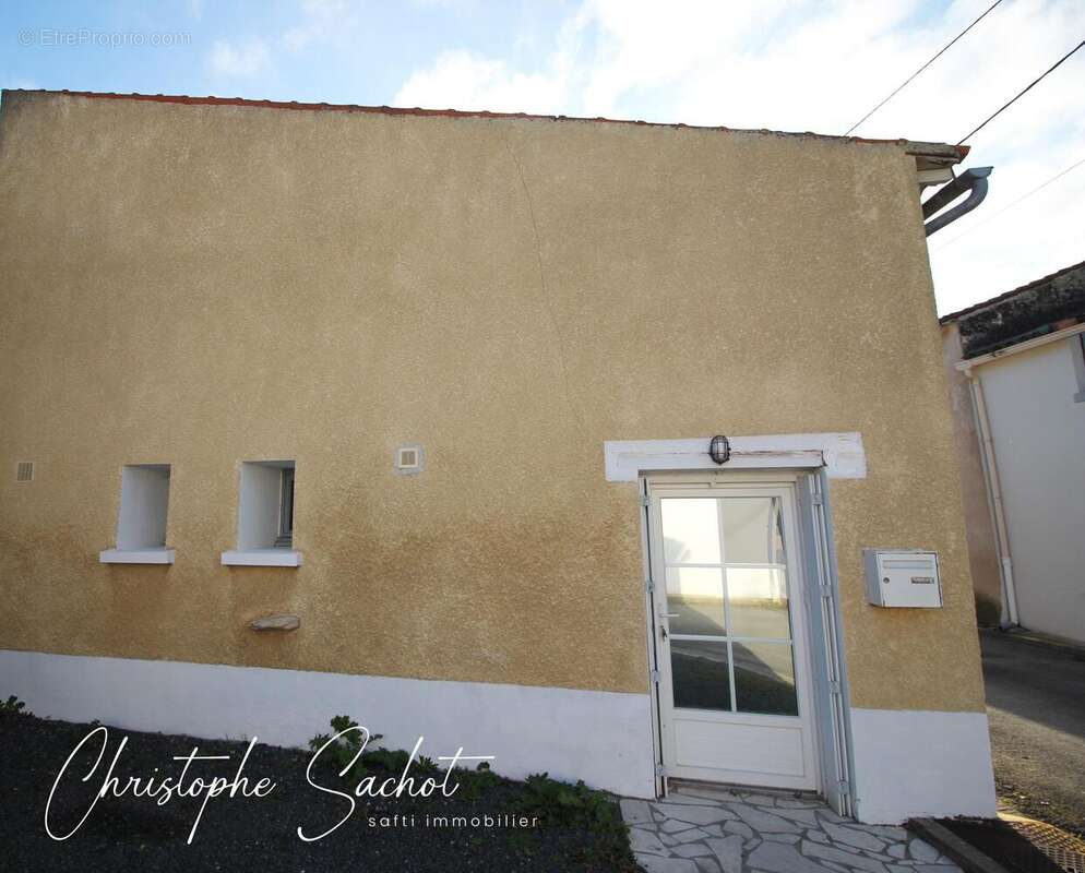 Photo 2 - Maison à MAUZE-SUR-LE-MIGNON