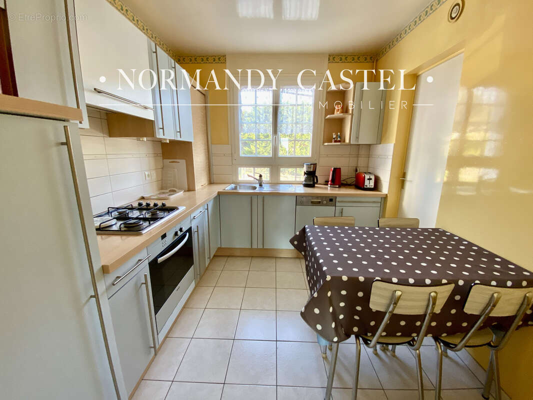 Appartement à TROUVILLE-SUR-MER