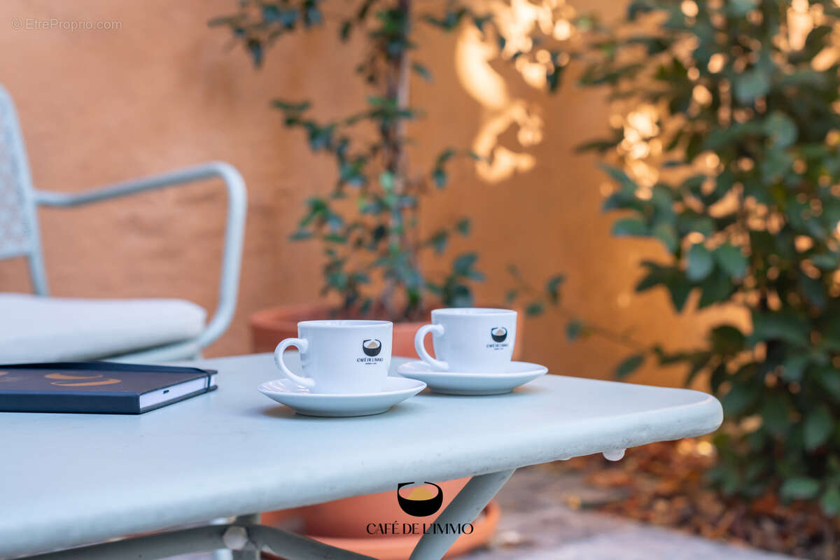 Appartement à MARSEILLE-6E