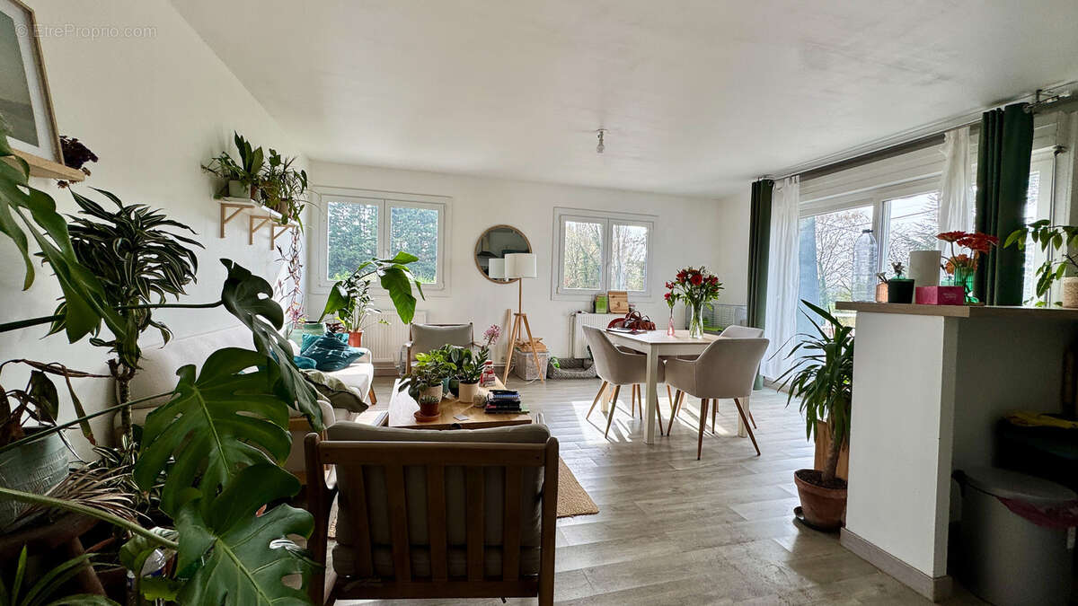 Appartement à DOURGES