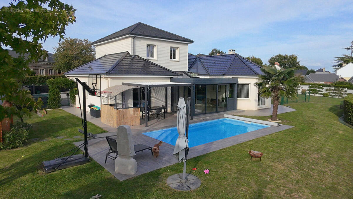 Maison à SAINT-MARTIN-DU-MANOIR