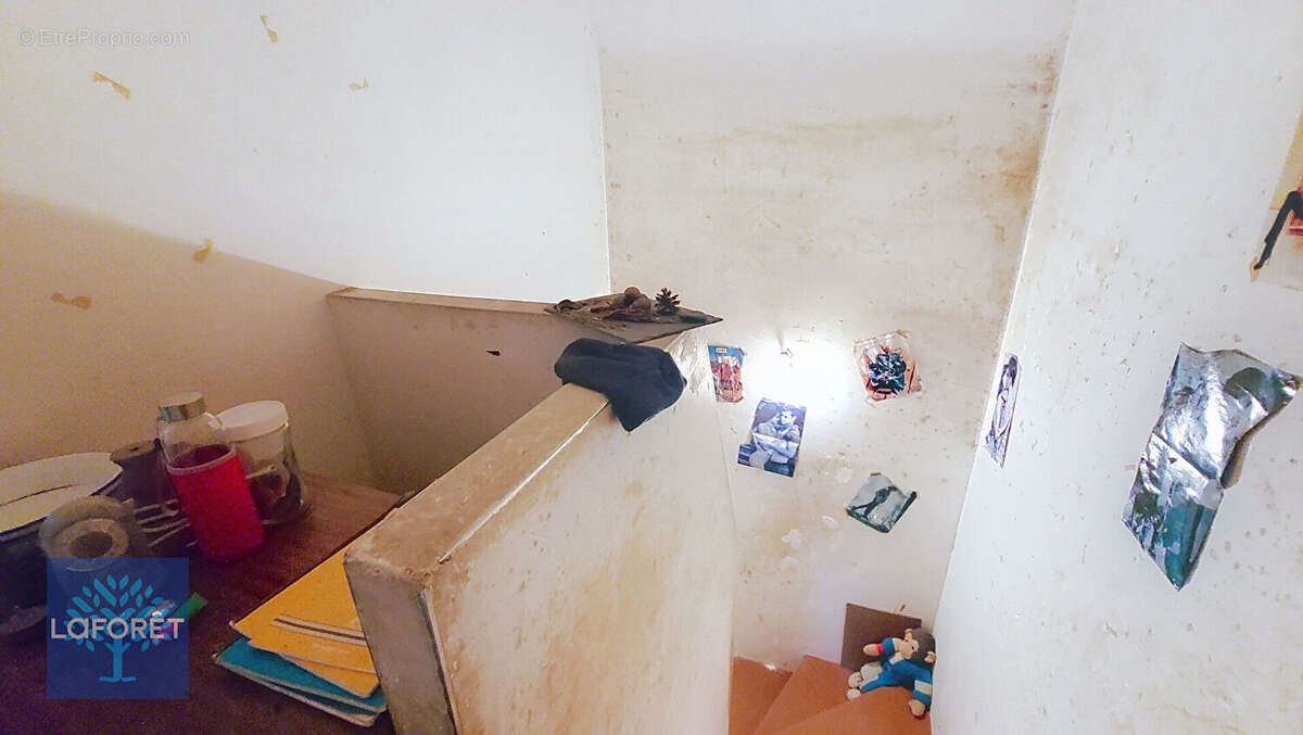 Maison Maen Roch, proche A84, idéalement situé en campagne - photo 9
