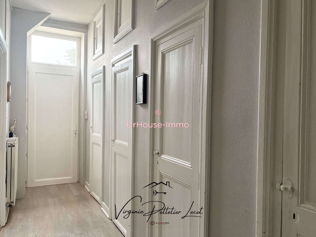 Maison 152 m² à Fontenay-Le-Comte  - photo 24