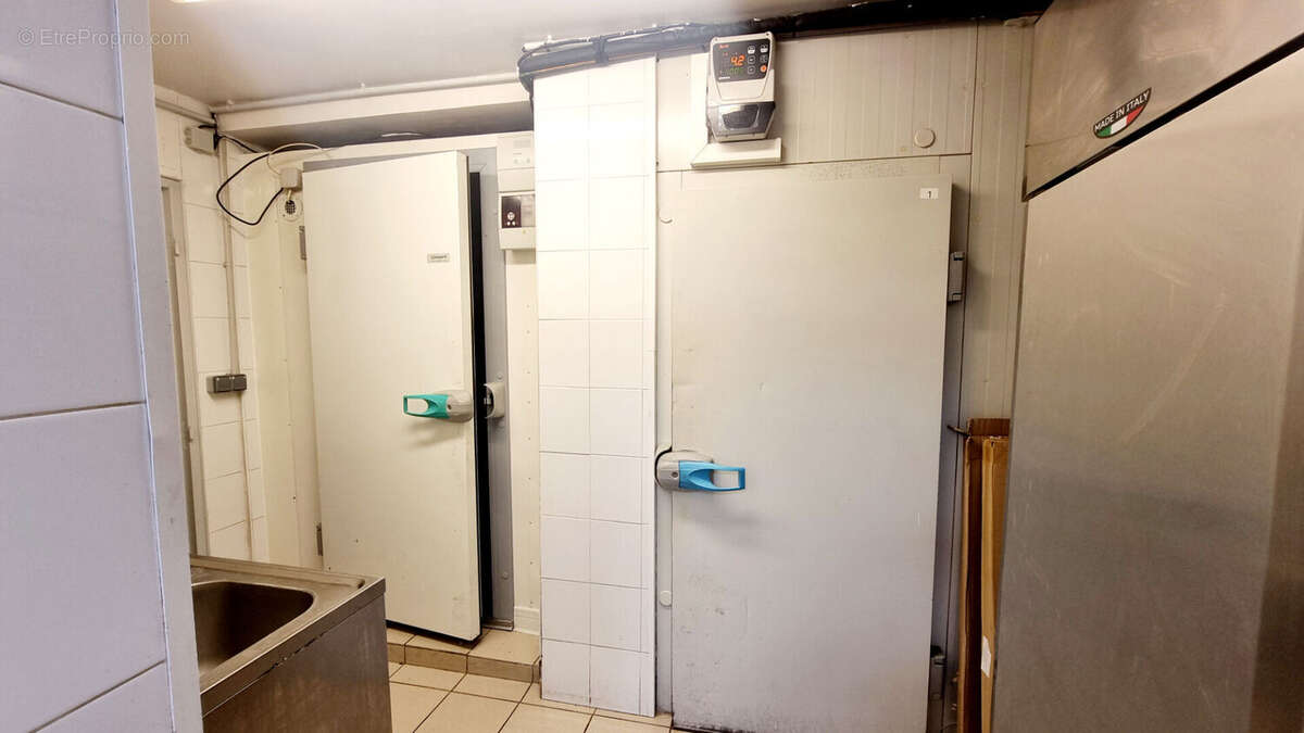 Commerce à BELLEGARDE-SUR-VALSERINE