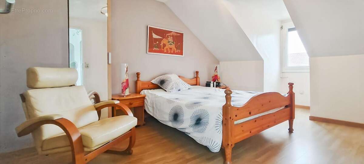 Maison à SAINT-PRYVE-SAINT-MESMIN