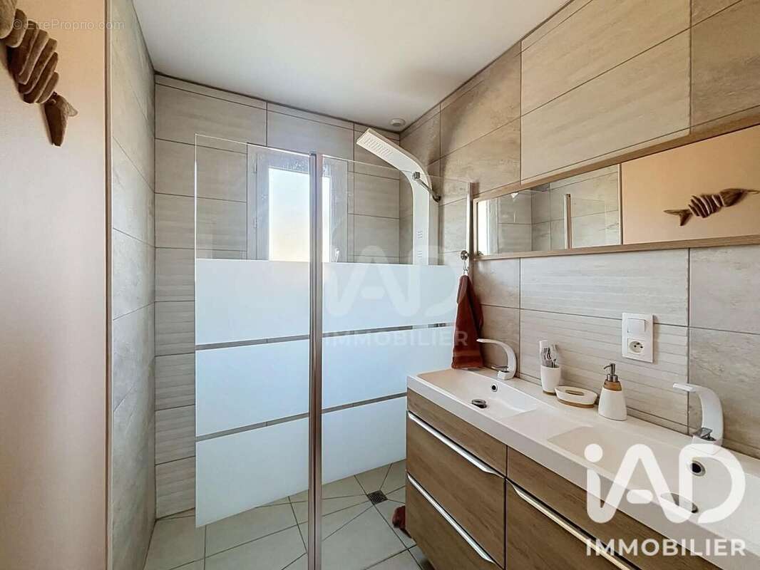 Maison 71 m² à Saint-Vaast-D'equiqueville  - photo 5