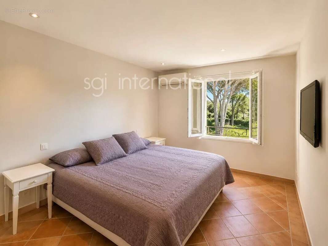 Ref 2361 - saint-tropez - villa provençale - proche centre - photo 9