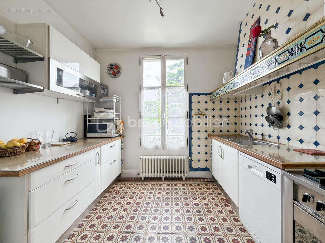 Maison à CORBEIL-ESSONNES