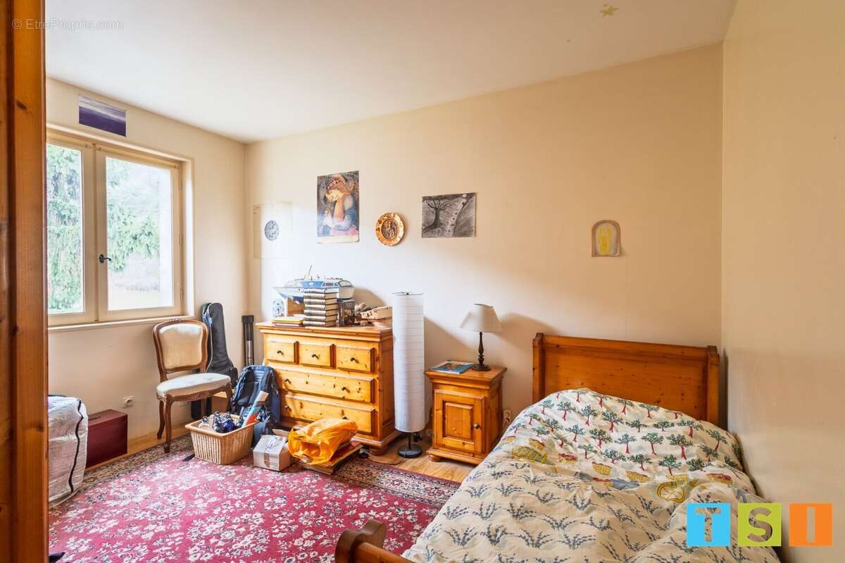 MONTEGUT-PLANTAUREL  Maison avec vue panoramique, authenticité et potentiel - photo 11