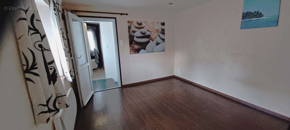 Maison à SAINT-MENOUX