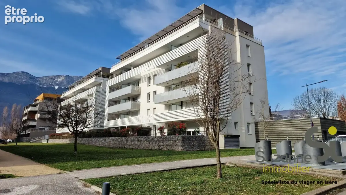 Les Allées du Parc 39120 Saint Egrève 