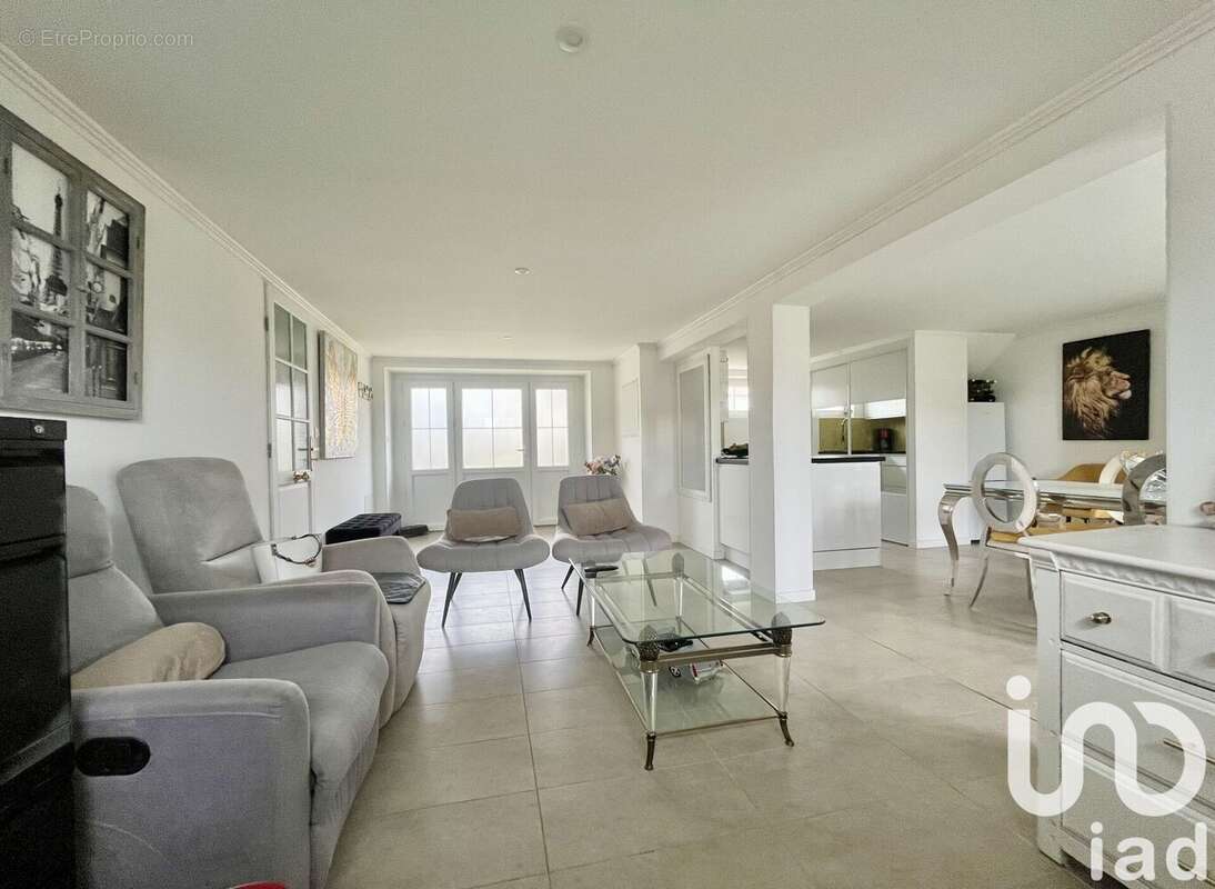 Photo 4 - Maison à GENCAY