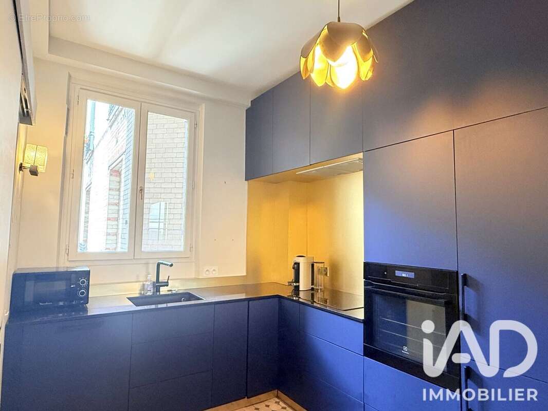 Appartement 107 m² à Paris-18e  - photo 5