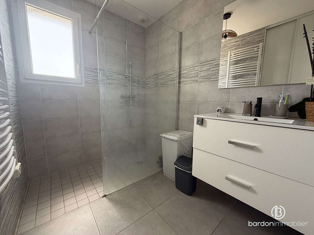 Maison Récente - 3 pièces - 74 m² - Soullans - photo 8