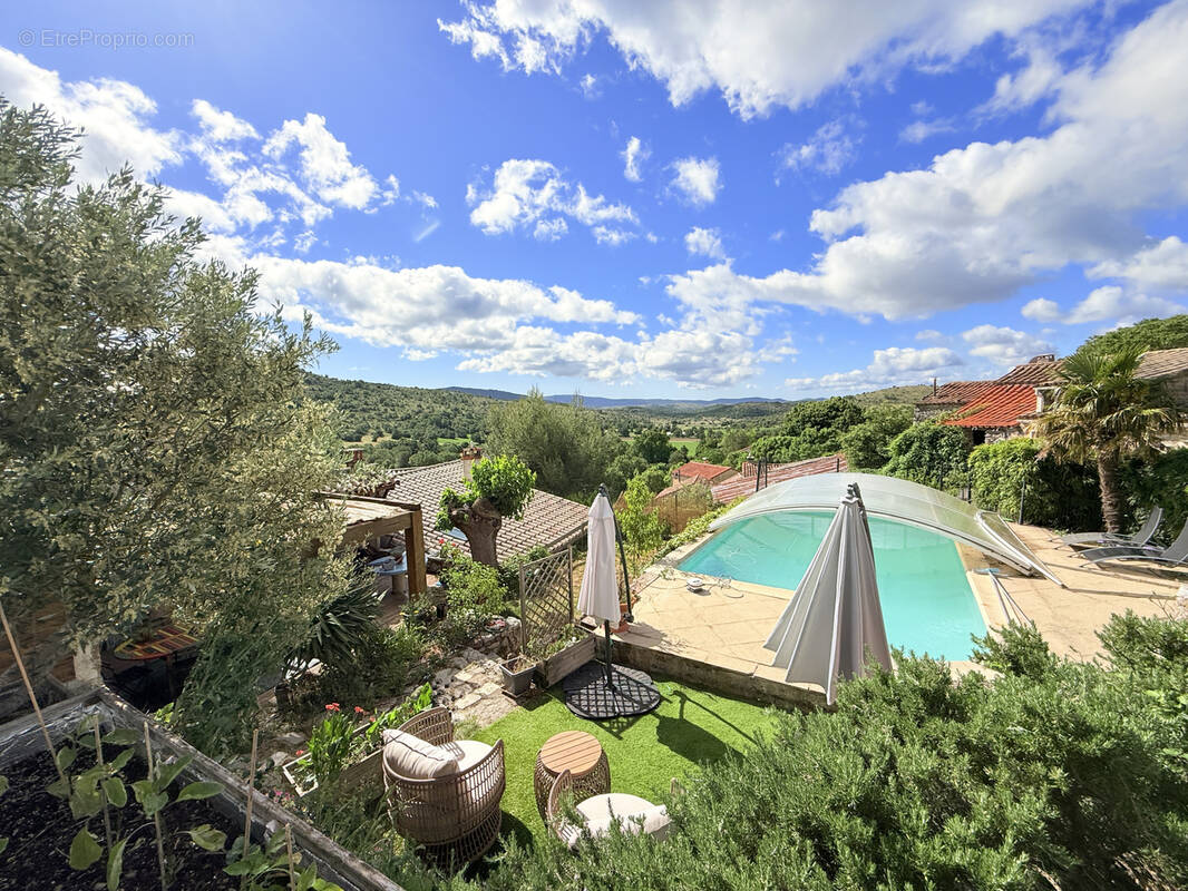 Superbe maison en pierre a la vente - photo 2