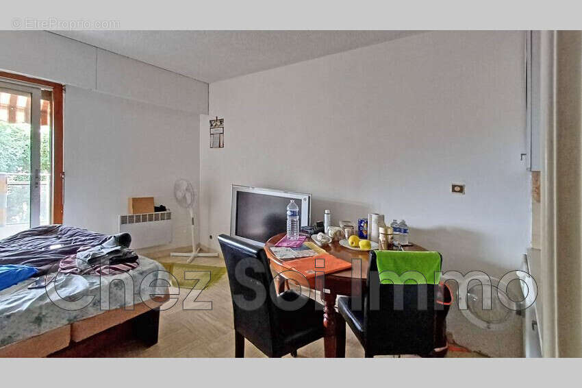 Appartement à VILLENEUVE-LOUBET