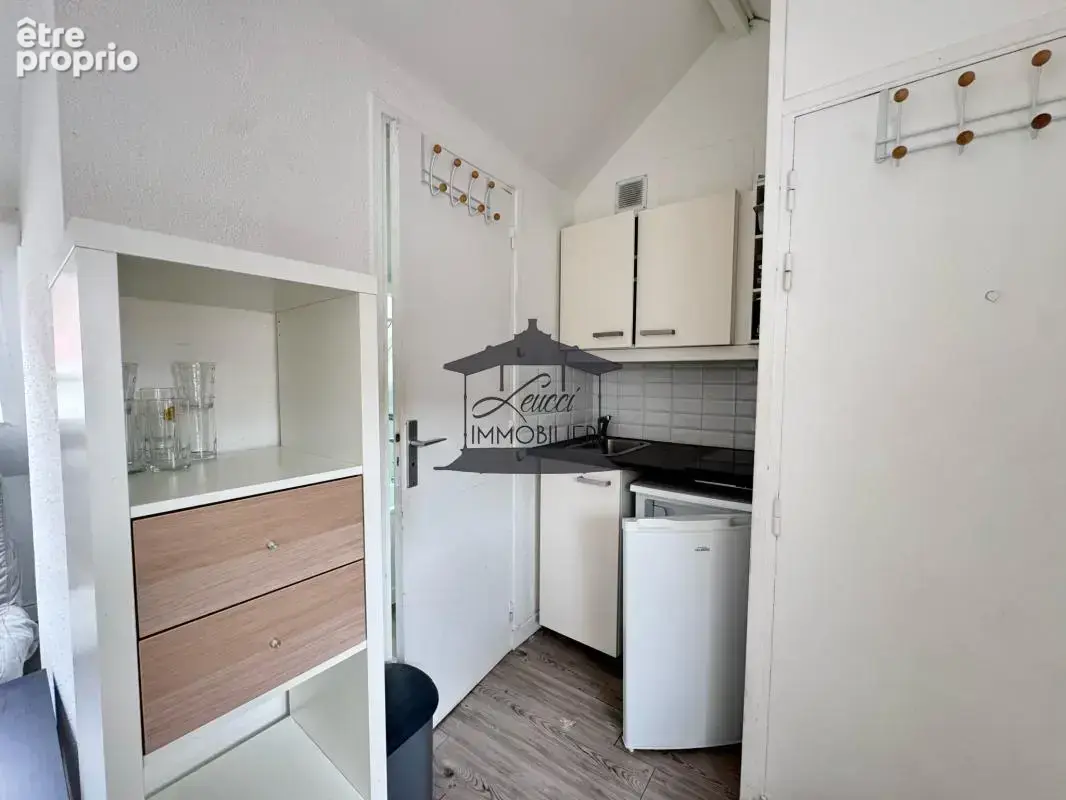 Lille Centre   Studio meublé à 2 pas de HEI   Idéal investis - photo 3