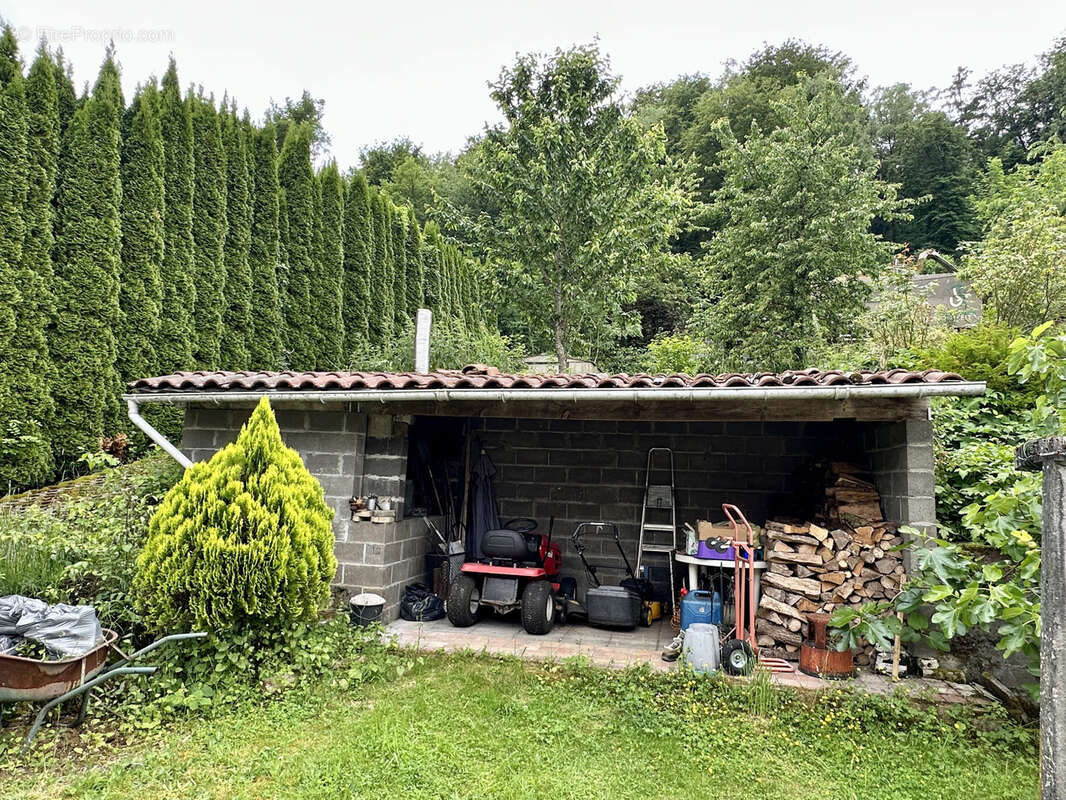 Maison à CHARENCY-VEZIN