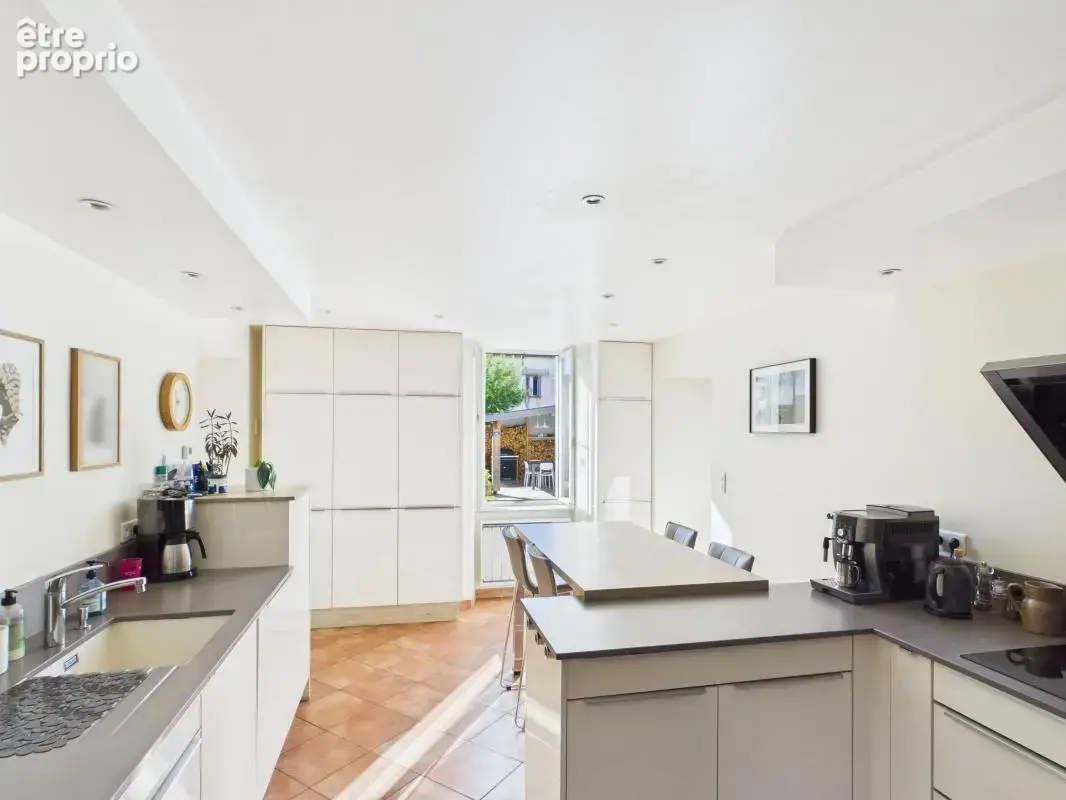 Maison 7 pièces 250 m² à vendre à Juillan (65290) - photo 6