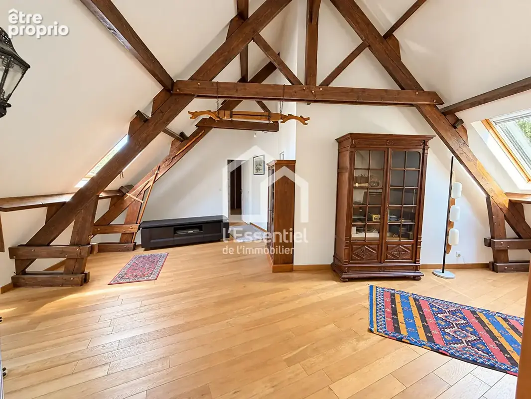 A vendre - maison d'architecte ndividuelle - 158 m² - sous sol total - terrain 977 m² - photo 11