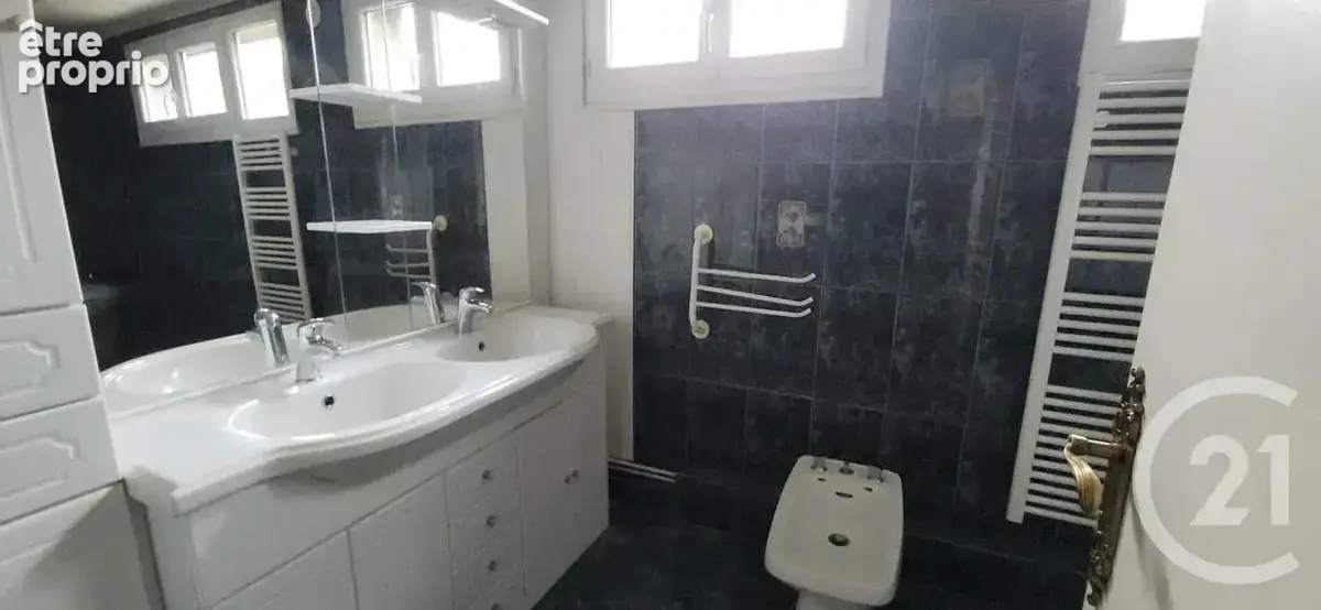 Appartement 3 pièces 92 m² à vendre à Aurillac (15000) - photo 12