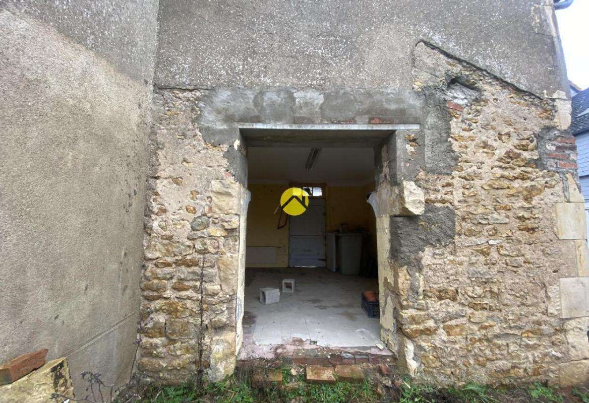 Appartement à FOURCHAMBAULT