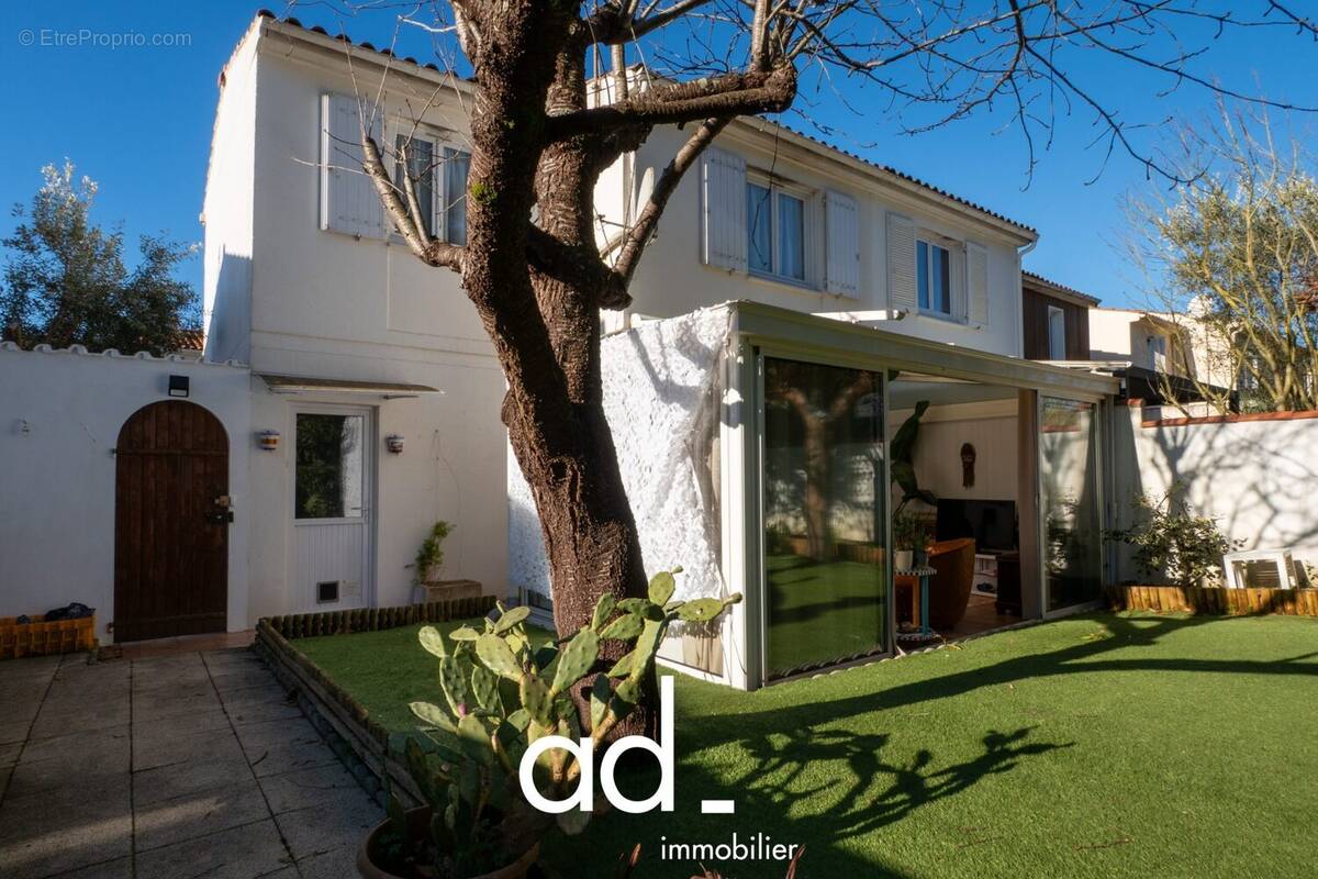 Maison à LA ROCHELLE