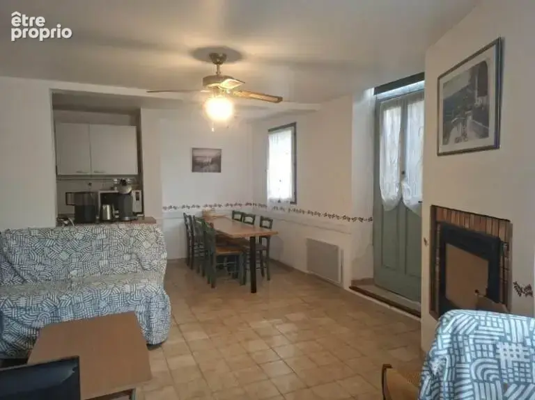 Nézignan l'Evêque, Maison rénovéeT3 avec courette et beau garage - photo 4