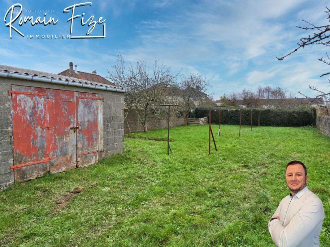 Maison à BRICQUEBEC