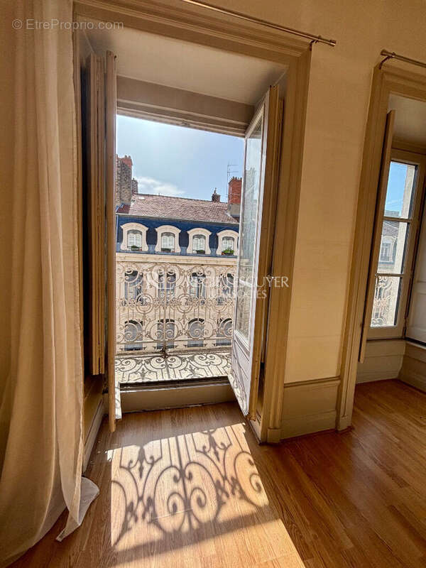 Appartement à LYON-2E