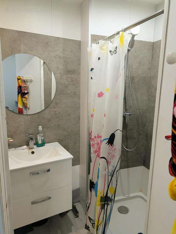 Photo 6 - Appartement à MARSEILLE-3E