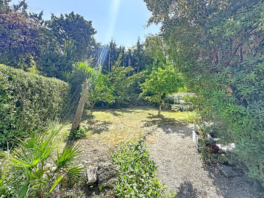 Haut de villa avec jardin privatif et piscine   Vence, quartier de l'Ara - photo 15