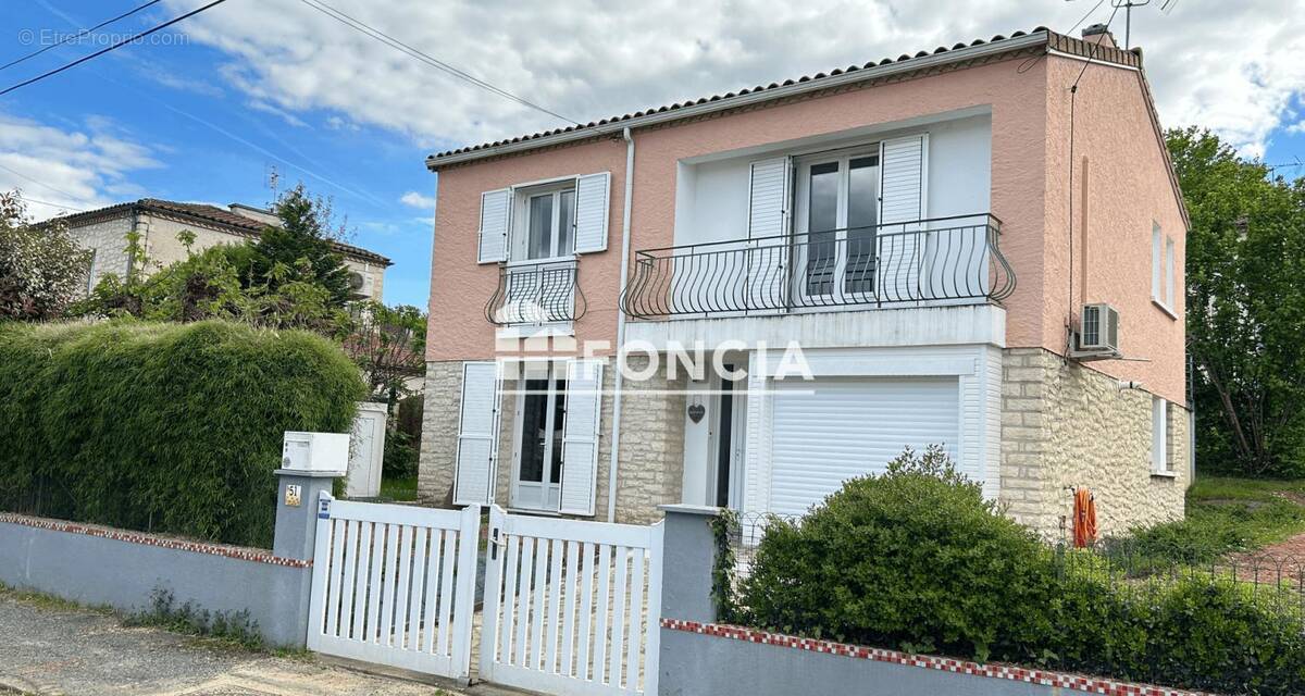 Maison à COULOUNIEIX-CHAMIERS