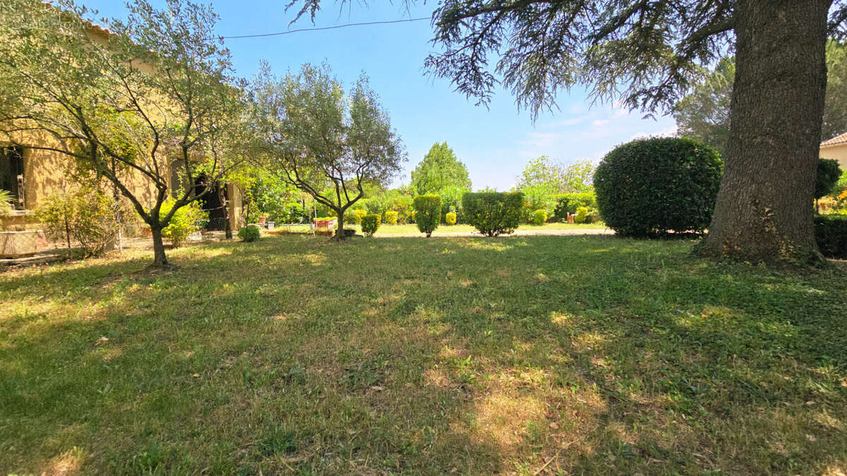 Maison à BAGNOLS-SUR-CEZE