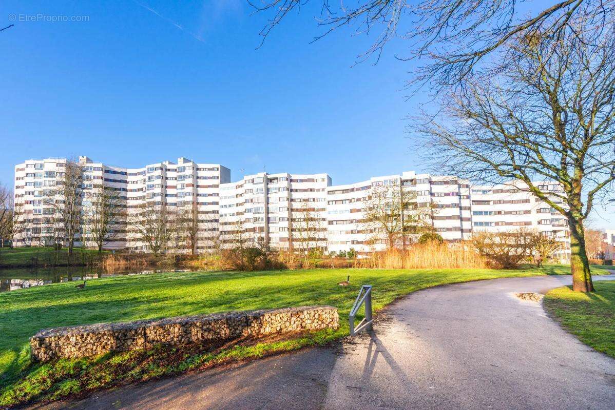 Appartement à CHAMPS-SUR-MARNE