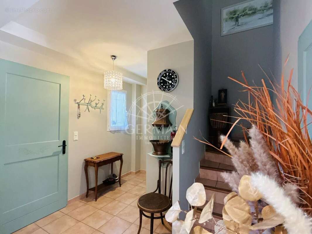 Maison à L'ISLE-SUR-LA-SORGUE