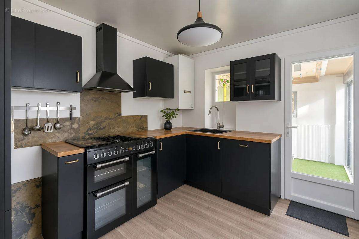 Maison rénovée 5 pièces avec jardinet à Saint-Leu-La-Forêt - photo 8