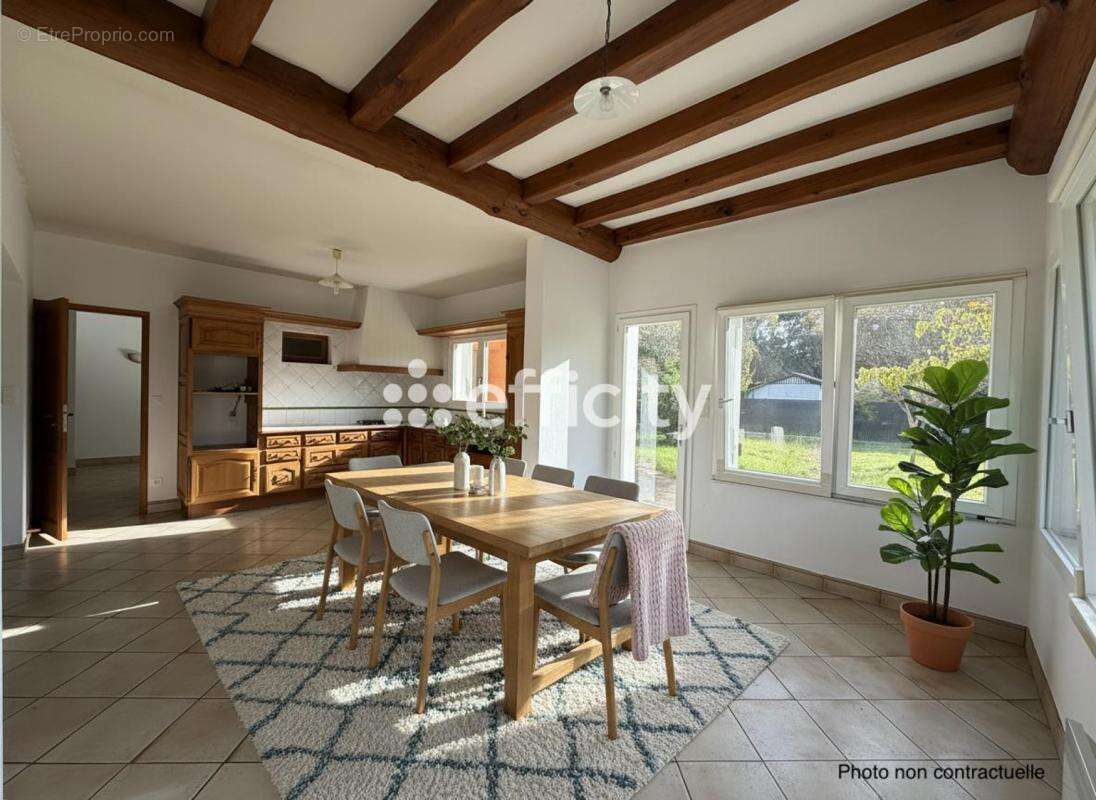 Maison à GUJAN-MESTRAS