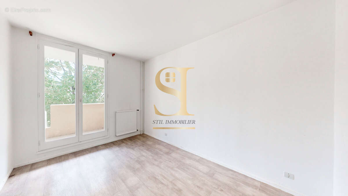 Appartement à EVRY