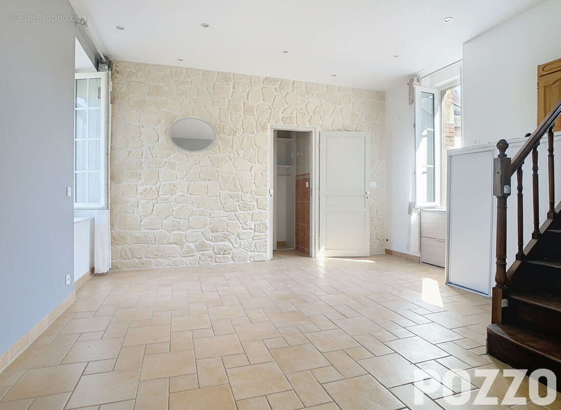 A vendre - maison de ville a pontorson - photo 6