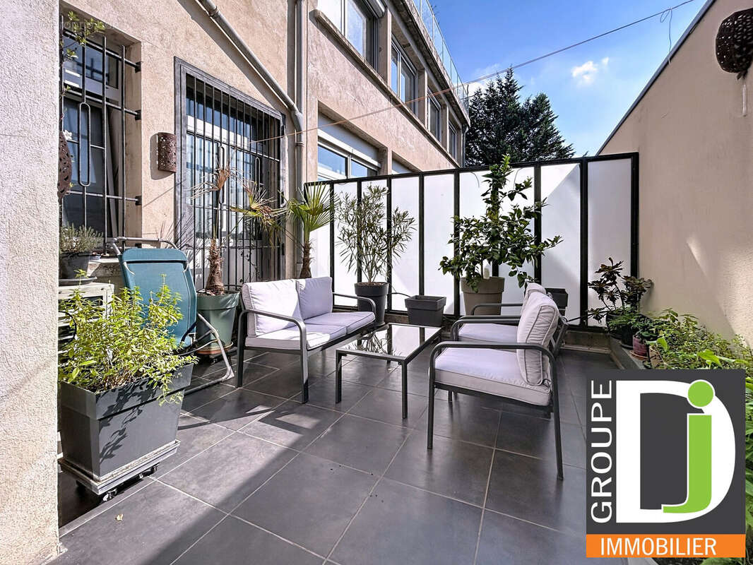 Appartement 100 m² à Valence  - photo 7