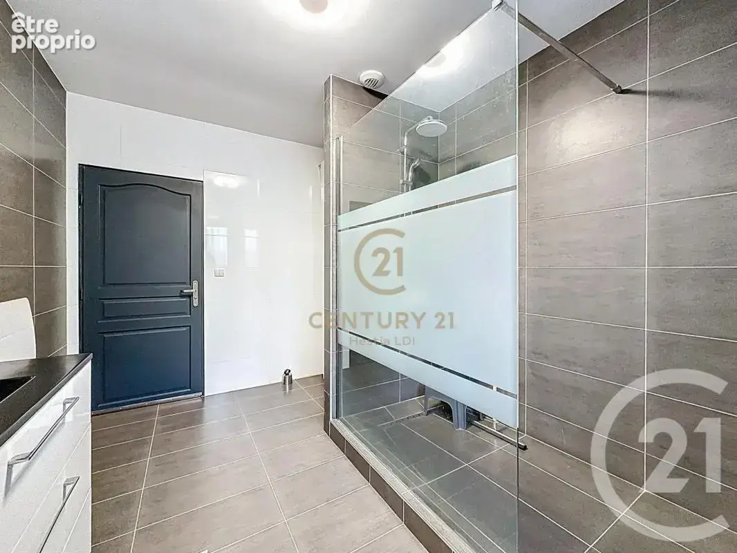 Maison 139 m² à Givors  - photo 12