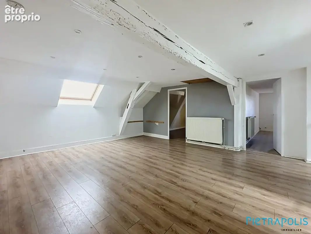 Appartement 139 m² à Gex  - photo 2