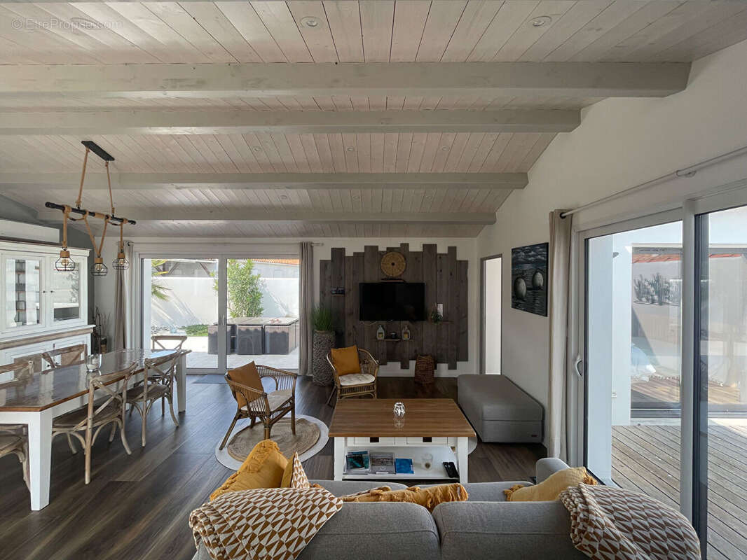 Maison à SAINT-MARTIN-DE-RE