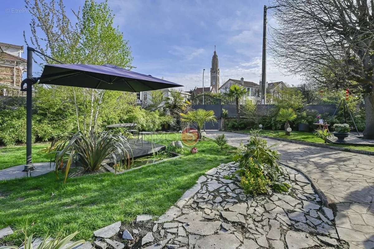 Maison à VILLEMOMBLE