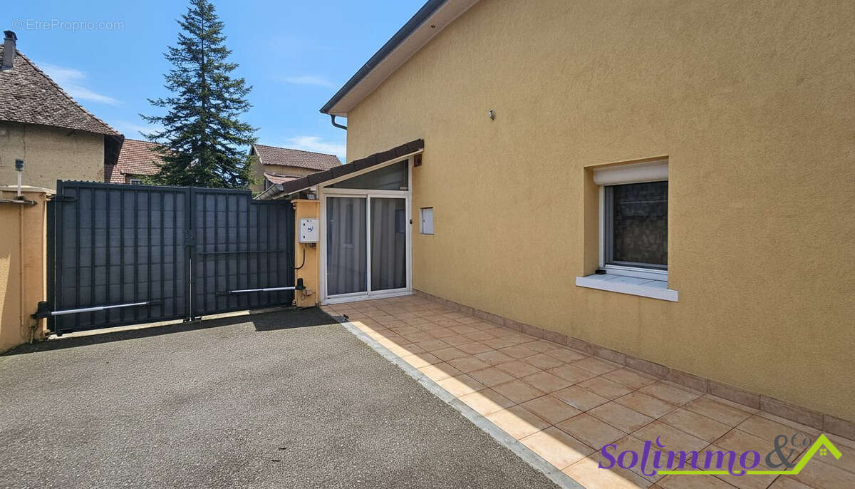 Maison à LES ABRETS