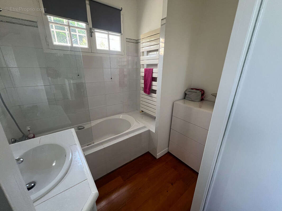 Maison à GRATENTOUR