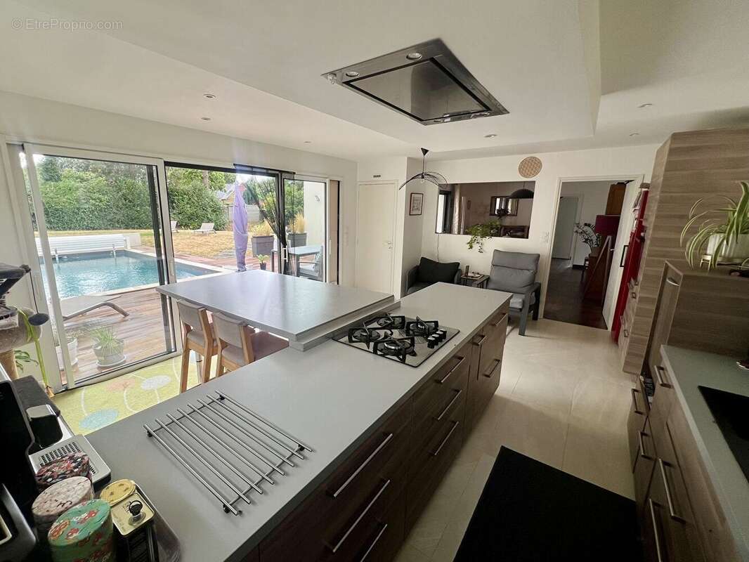 Maison 7 pièces avec piscine BRIEUC DES IFFS - photo 6